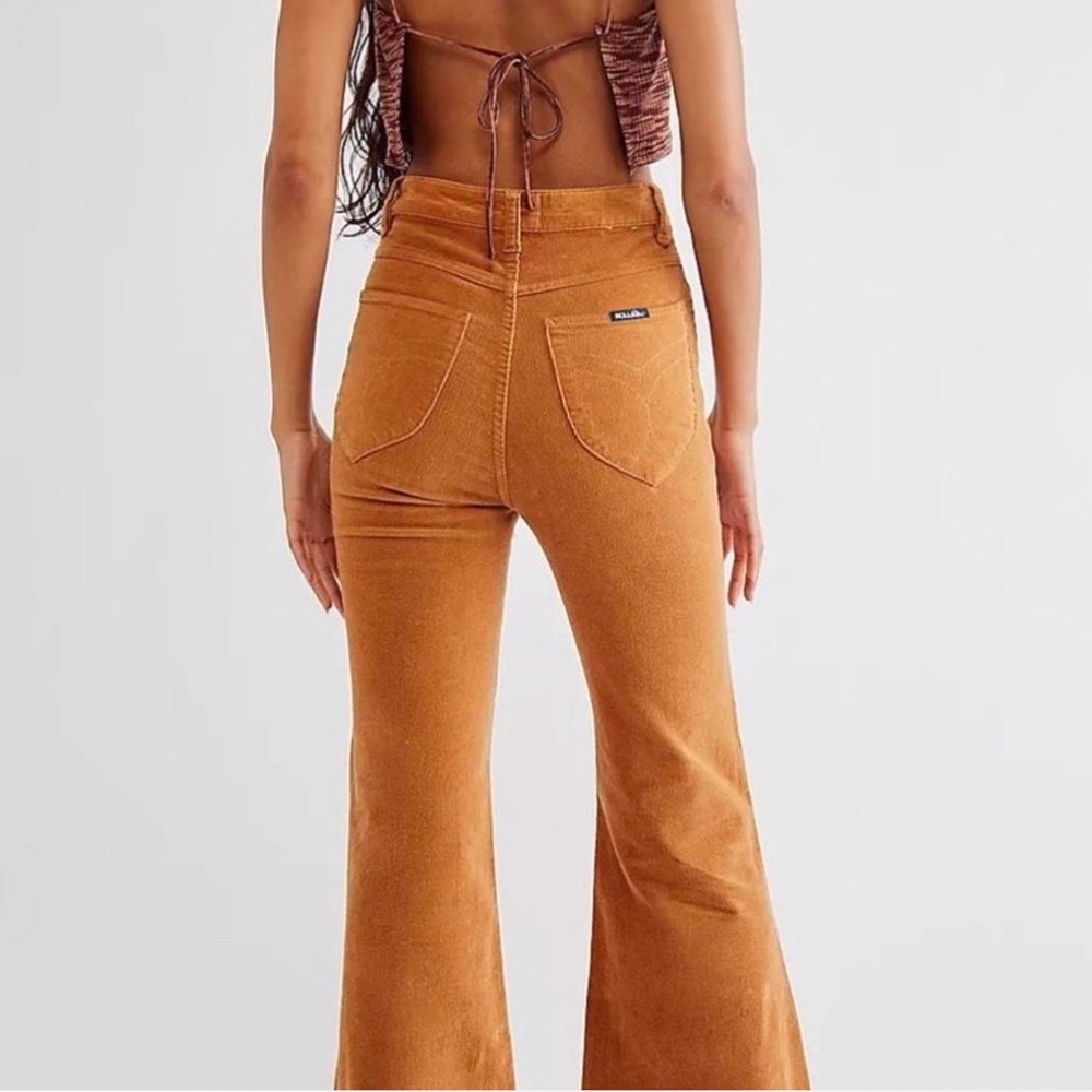 ROLLA’S EASTCOAST CROP FLARE HIGH RISE TAN CORDUROY PANTS SIZE 28 - Picture 3 of 16